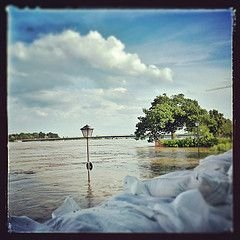 Projections of climate change impacts on floods and droughts in Germany