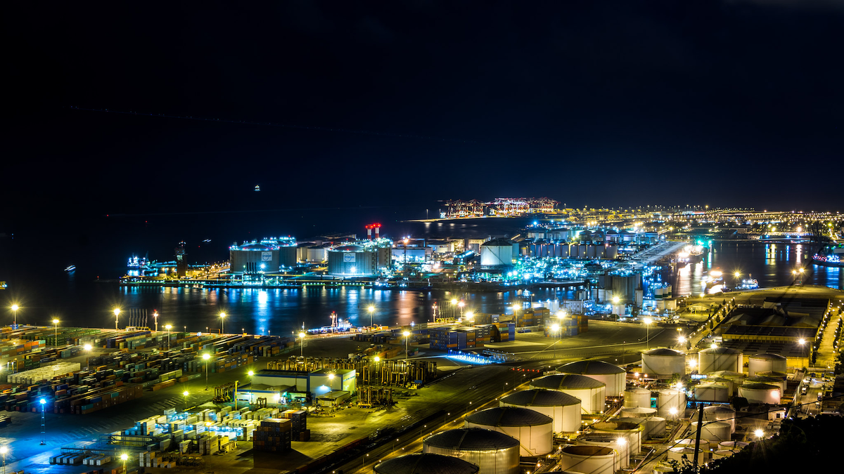 Oil terminal Barcelona