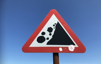 Rockfall sign