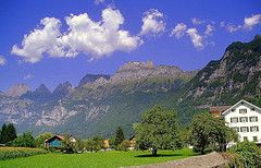 Future key climate indices in Switzerland